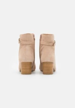 Anna Field Leather - Korte Laarzen - Beige 9 Anna Field Leather - Korte Laarzen - Beige -Anna Field Fashion Verkoop 081a6f79a0564c889b4da1d3e8563b4f