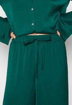Anna Field Gift Box Pj Set - Pyjama - Green -Anna Field Fashion Verkoop 35d35f7997c542cdb227b47a977b272d