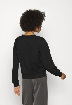 Anna Field Basic CleanCrew Neck Sweatshirt- Sweater - Black 7 Anna Field Basic CleanCrew Neck Sweatshirt- Sweater - Black -Anna Field Fashion Verkoop 88bc03987686408c83d83956951c563a