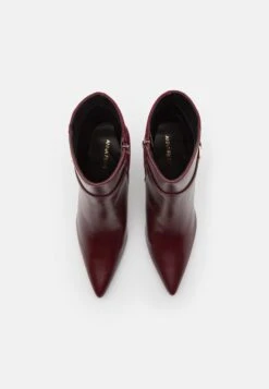 Anna Field Enkellaarsjes Met Hoge Hak - Bordeaux 9 Anna Field Enkellaarsjes Met Hoge Hak - Bordeaux -Anna Field Fashion Verkoop d6498e58dacb4538bc953780b5ae2bf9